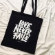 Stoffbeutel Love never fails (schwarz oder natur)